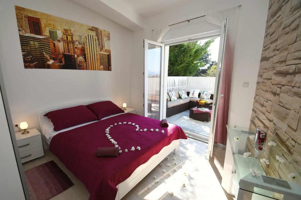Apartment Libra With Sea View Opatija Exterior photo