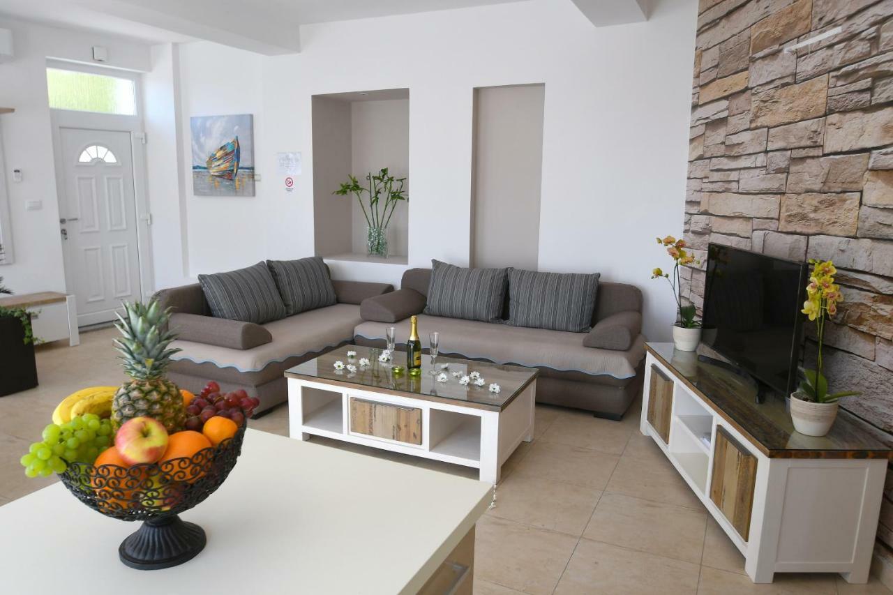 Apartment Libra With Sea View Opatija Exterior photo
