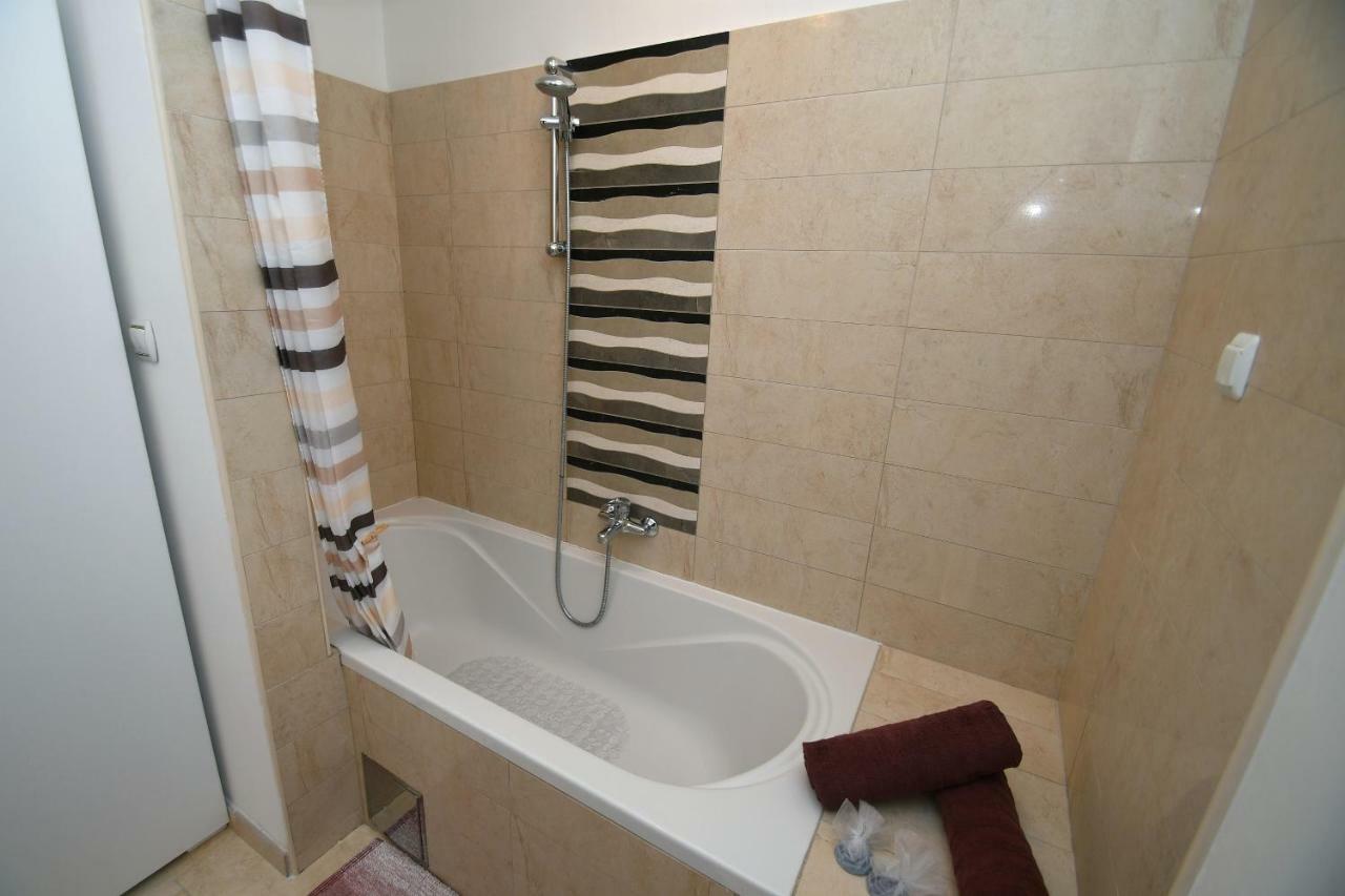 Apartment Libra With Sea View Opatija Exterior photo