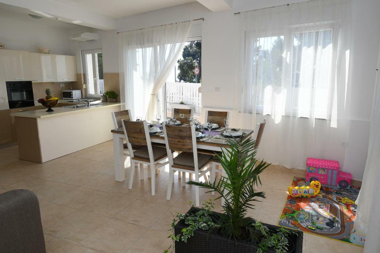 Apartment Libra With Sea View Opatija Exterior photo